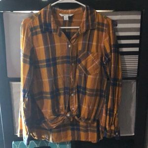 Knot tied Flannel